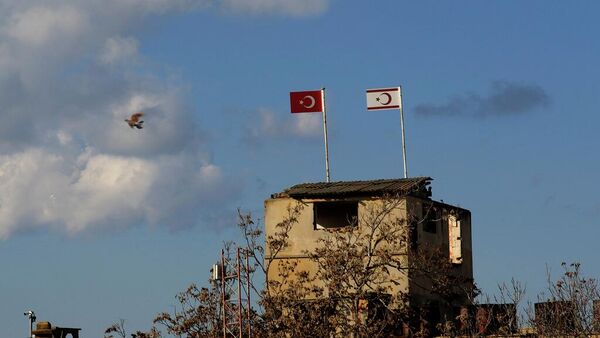 Kuzey Kıbrıs Cumhurbaşkanı Tufan Erhürman, Güney Kıbrıs lideri Nikos Hristodulidis ve Birleşmiş Milletler (BM) Genel Sekreteri Antonio Guterres'in Kıbrıs Özel Temsilcisi Maria Angela Holguin Cuellar ile bir araya geldi. - Sputnik Türkiye