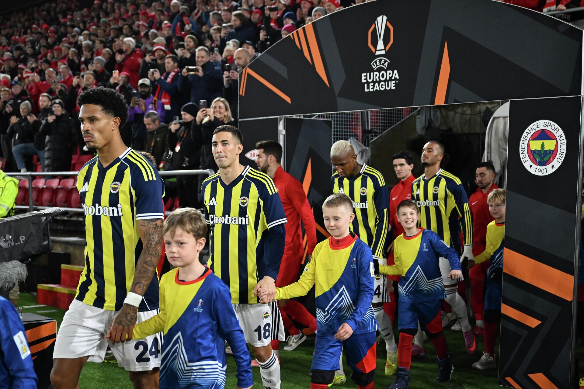 Fenerbahçe - Sputnik Türkiye, 1920, 12.12.2025