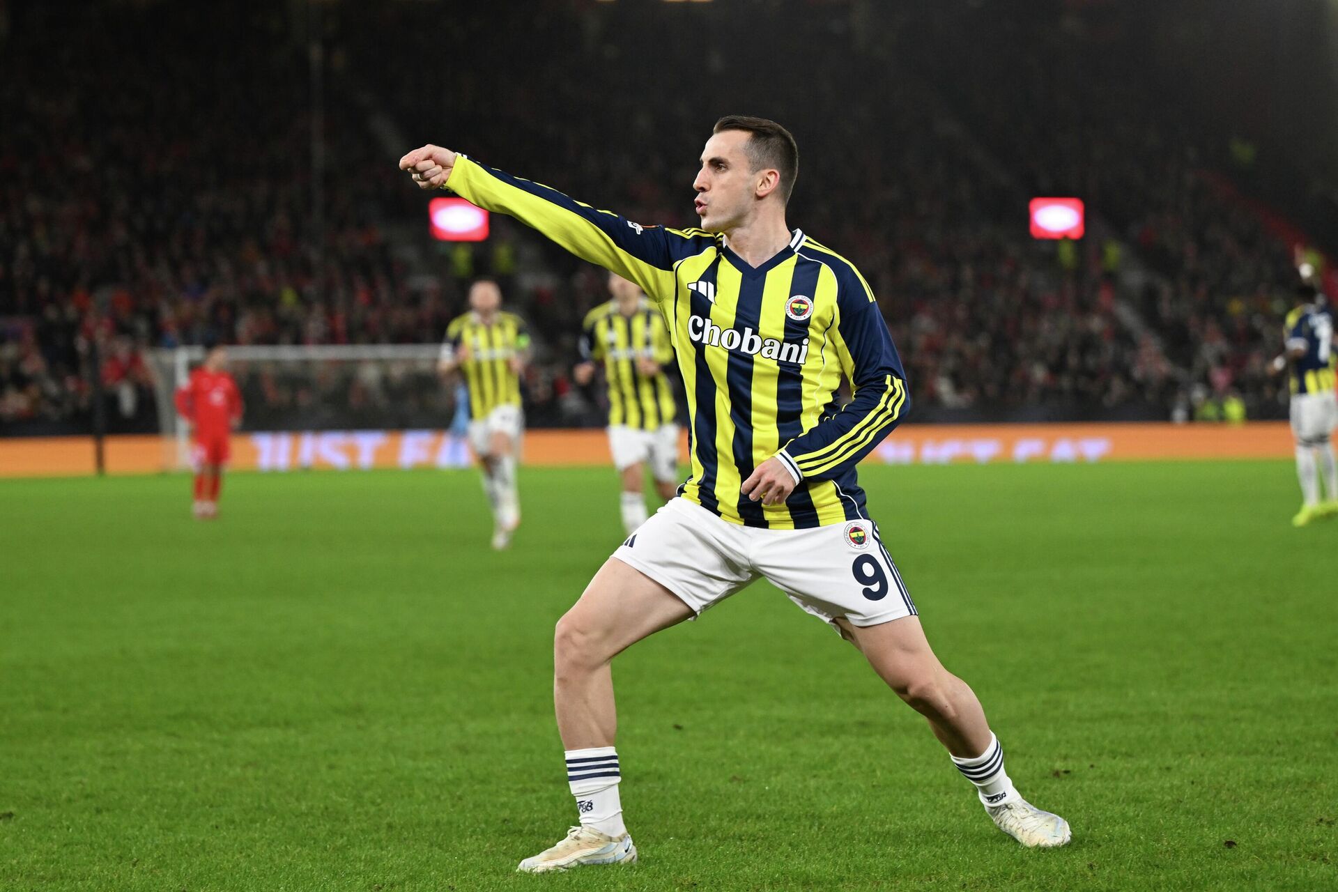 Fenerbahçe - Sputnik Türkiye, 1920, 12.12.2025