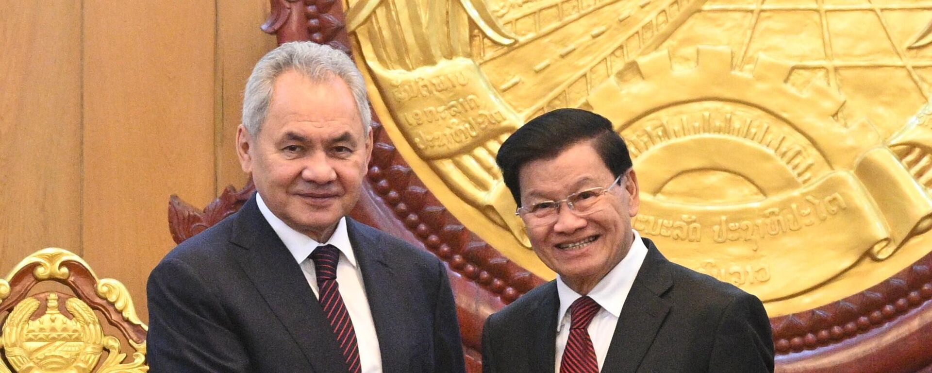 Rusya Güvenlik Konseyi Sergey Şoygu ve Laos Devlet Başkanı Thongloun Sisoulith  - Sputnik Türkiye, 1920, 12.12.2025