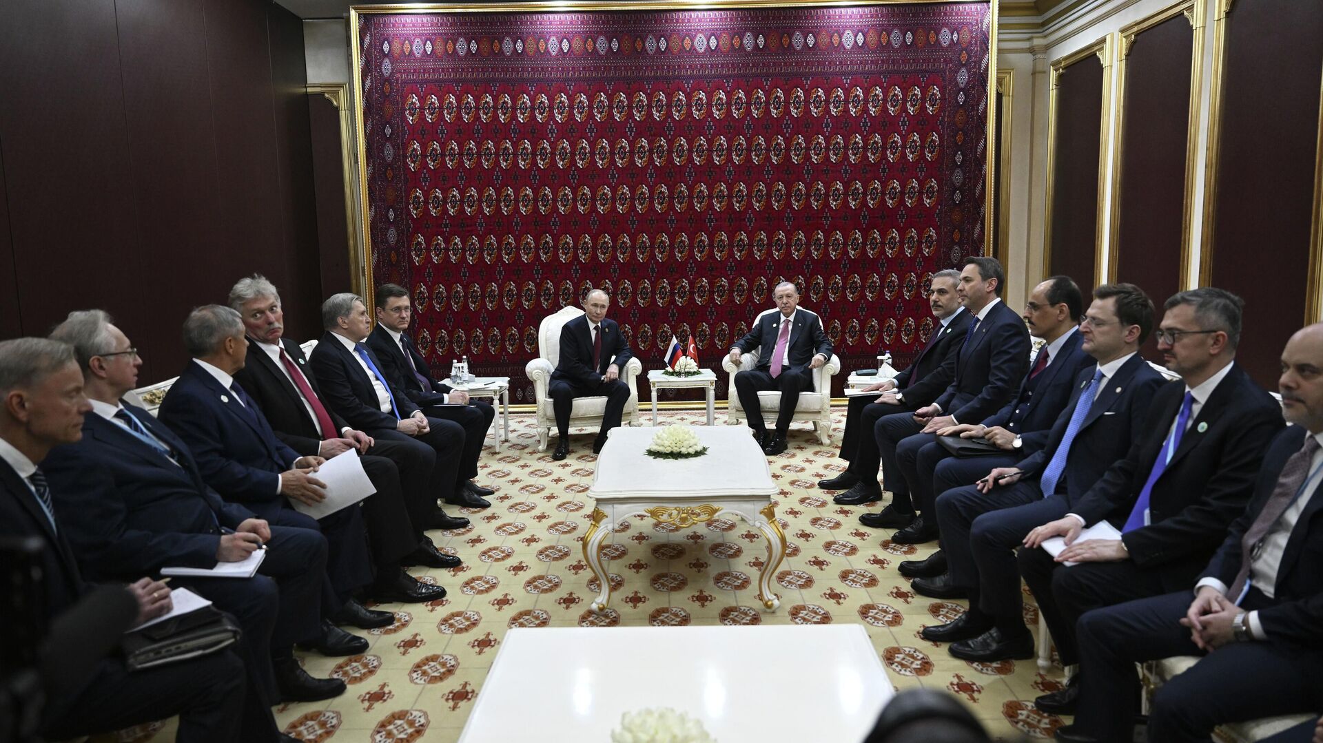 Vladimir Putin, Recep Tayyip Erdoğan - Sputnik Türkiye, 1920, 12.12.2025