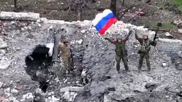 Ritter: Seversk'in kaybedilmesiyle Ukrayna'nın Donbass'taki konumu çaresiz bir hal aldı