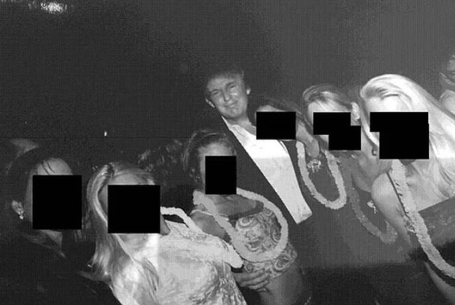 Epstein dosyalarında Trump - Sputnik Türkiye, 1920, 12.12.2025