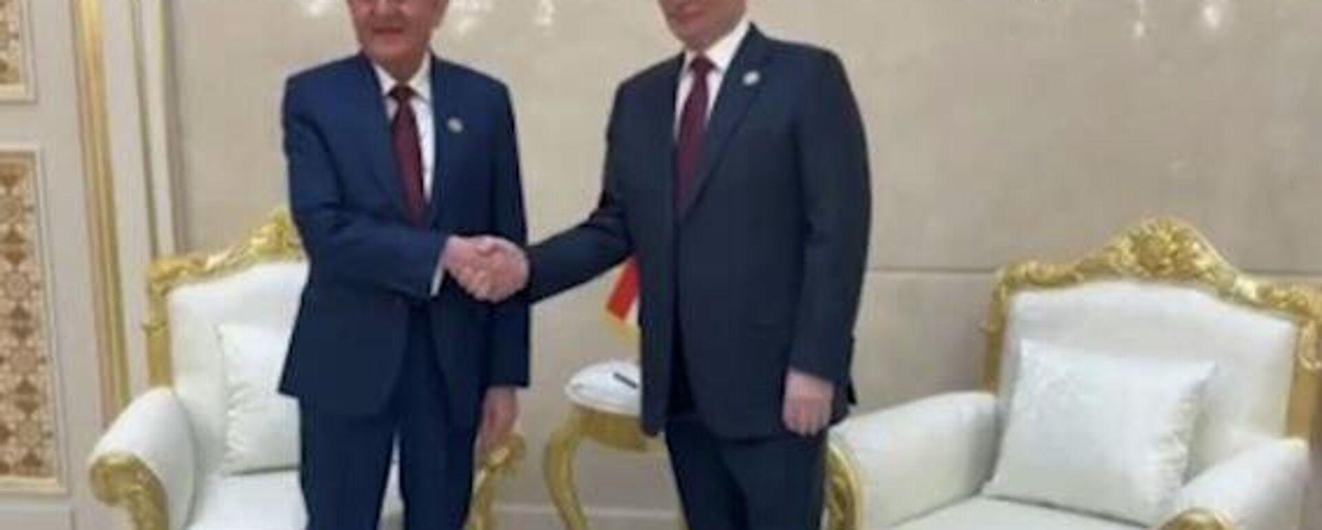 Putin ve Irak Cumhurbaşkanı Reşid  - Sputnik Türkiye, 1920, 12.12.2025