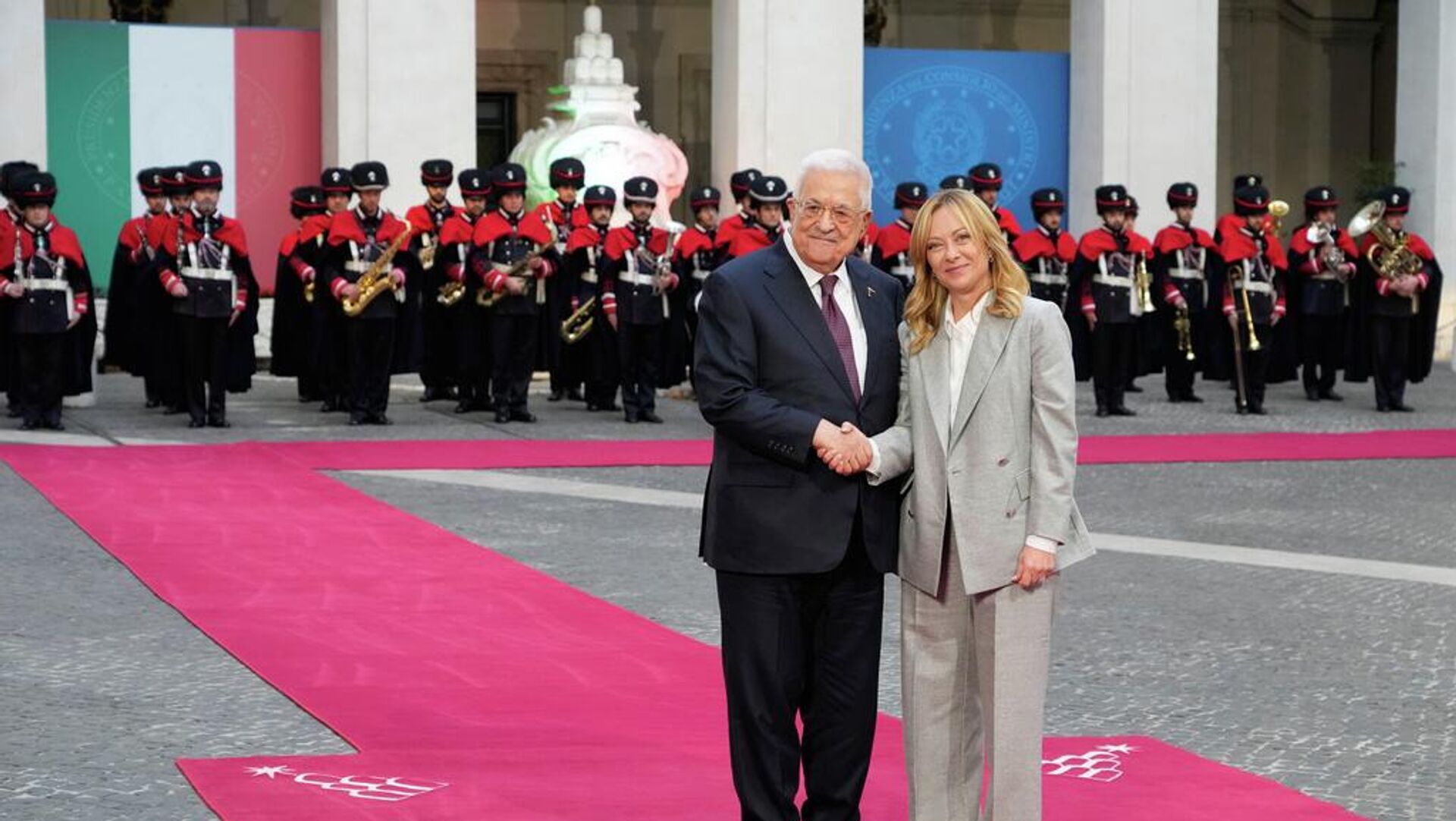 İtalya Başbakanı Giorgia Meloni ile Filistin Devlet Başkanı Mahmud Abbas görüştü - Sputnik Türkiye, 1920, 12.12.2025