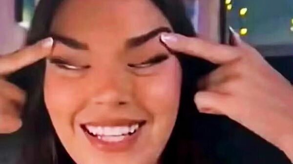 Finlandiya güzelinin ırkçı paylaşımı - Sputnik Türkiye