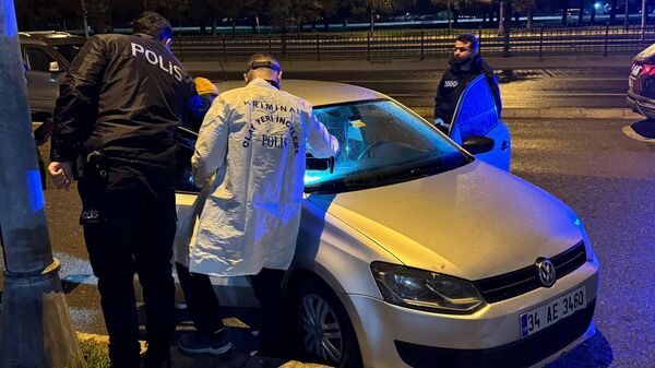 GBT yapmak için gittikleri araçtan ceset çıktı - Sputnik Türkiye