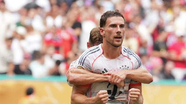  Leon Goretzka - Sputnik Türkiye