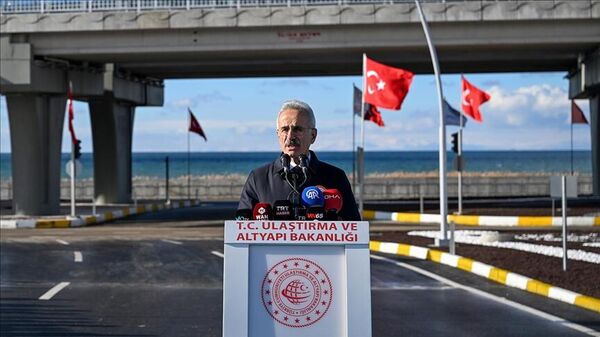 Ulaştırma ve Altyapı Bakanı Abdulkadir Uraloğlu - Sputnik Türkiye