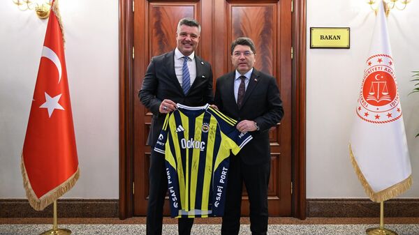 Saadettin Saran Yılmaz Tunç - Sputnik Türkiye