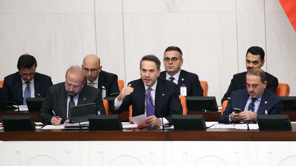 Enerji ve Tabii Kaynaklar Bakanı Alparslan Bayraktar - Sputnik Türkiye