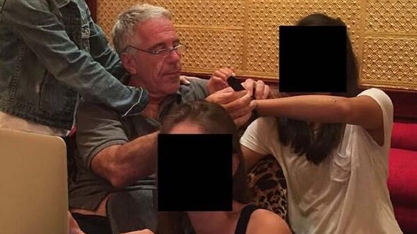 Epstein fotoğrafları - Sputnik Türkiye