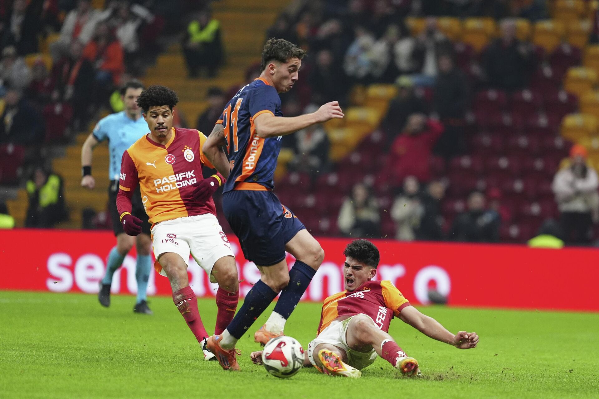 Galatasaray - RAMS Başakşehir - Sputnik Türkiye, 1920, 19.12.2025