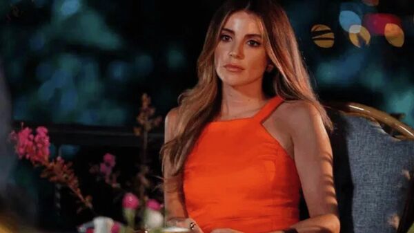  Ezgi Eyüboğlu - Sputnik Türkiye