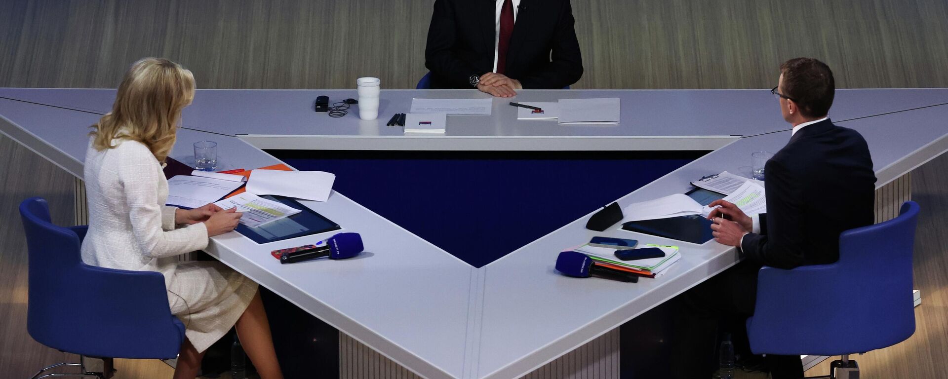 Rus lider, Vladimir Putin'le Yılın Özeti programında - 2025 - Sputnik Türkiye, 1920, 19.12.2025