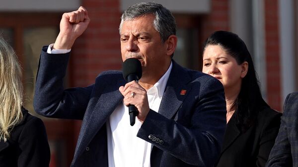 CHP Genel Başkanı Özgür Özel - Sputnik Türkiye