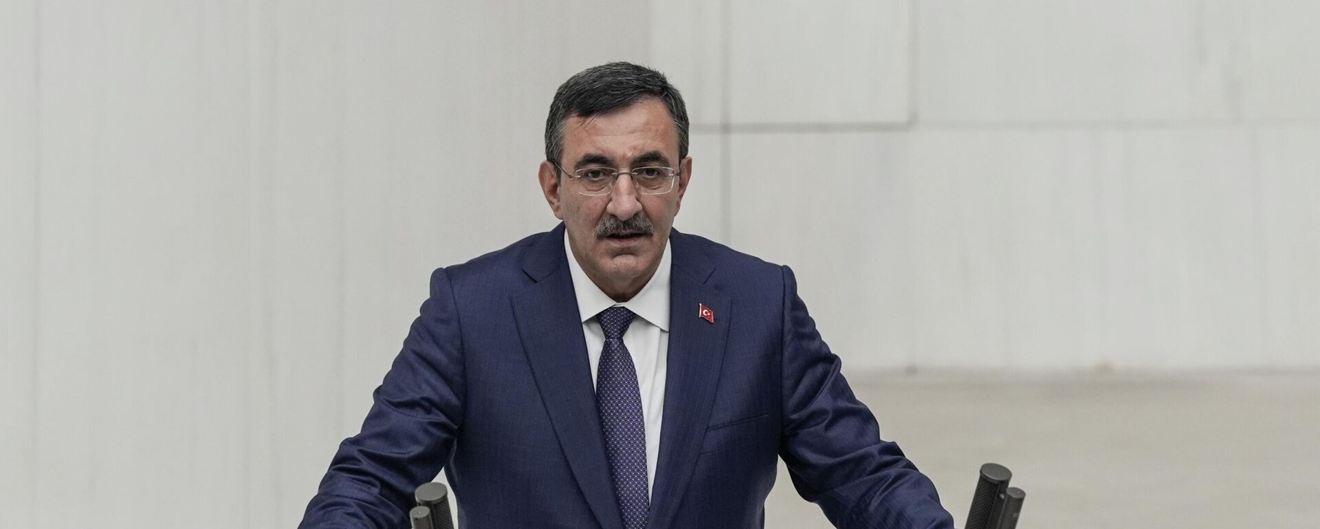 Cumhurbaşkanı Yardımcısı Cevdet Yılmaz - Sputnik Türkiye, 1920, 21.12.2025