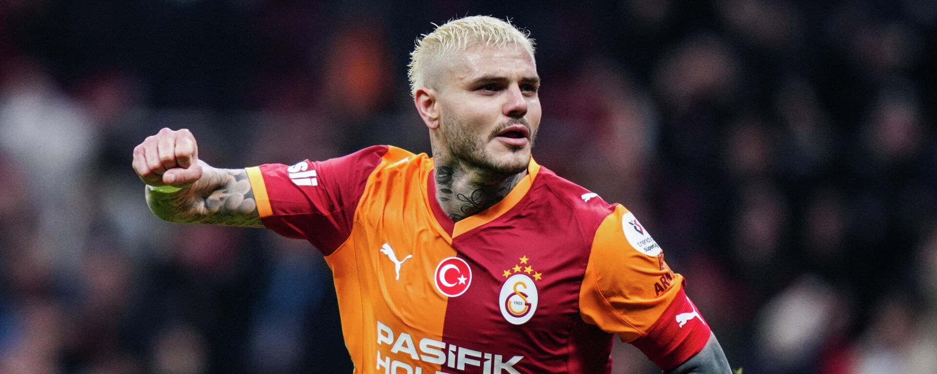 Galatasaray oyuncusu Mauro Icardi attığı golün ardından sevinç yaşadı Galatasaray oyuncusu Mauro Icardi attığı golün ardından sevinç yaşadı - Sputnik Türkiye, 1920, 22.12.2025