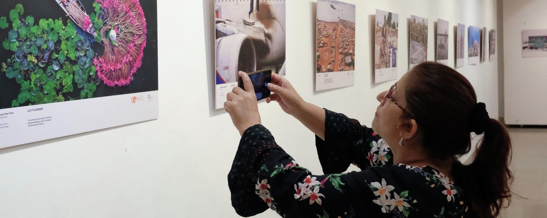 Moskova'da 12. Andrey Stenin Uluslararası Basın Fotoğrafçılığı Yarışması başladı - Sputnik Türkiye, 1920, 22.12.2025