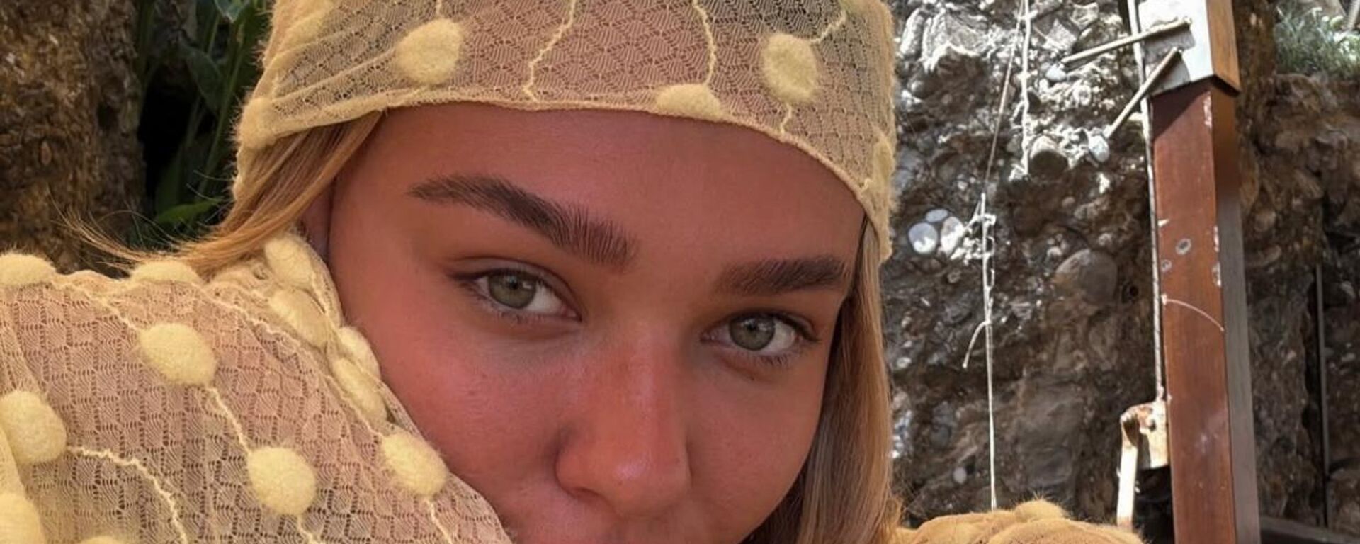 Melisa Döngel sosyal medya  - Sputnik Türkiye, 1920, 22.12.2025