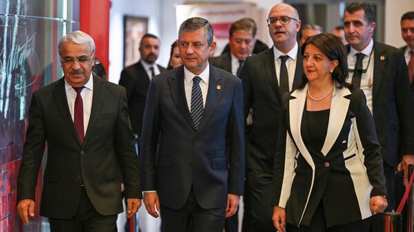 CHP-DEM Parti görüşme - Sputnik Türkiye