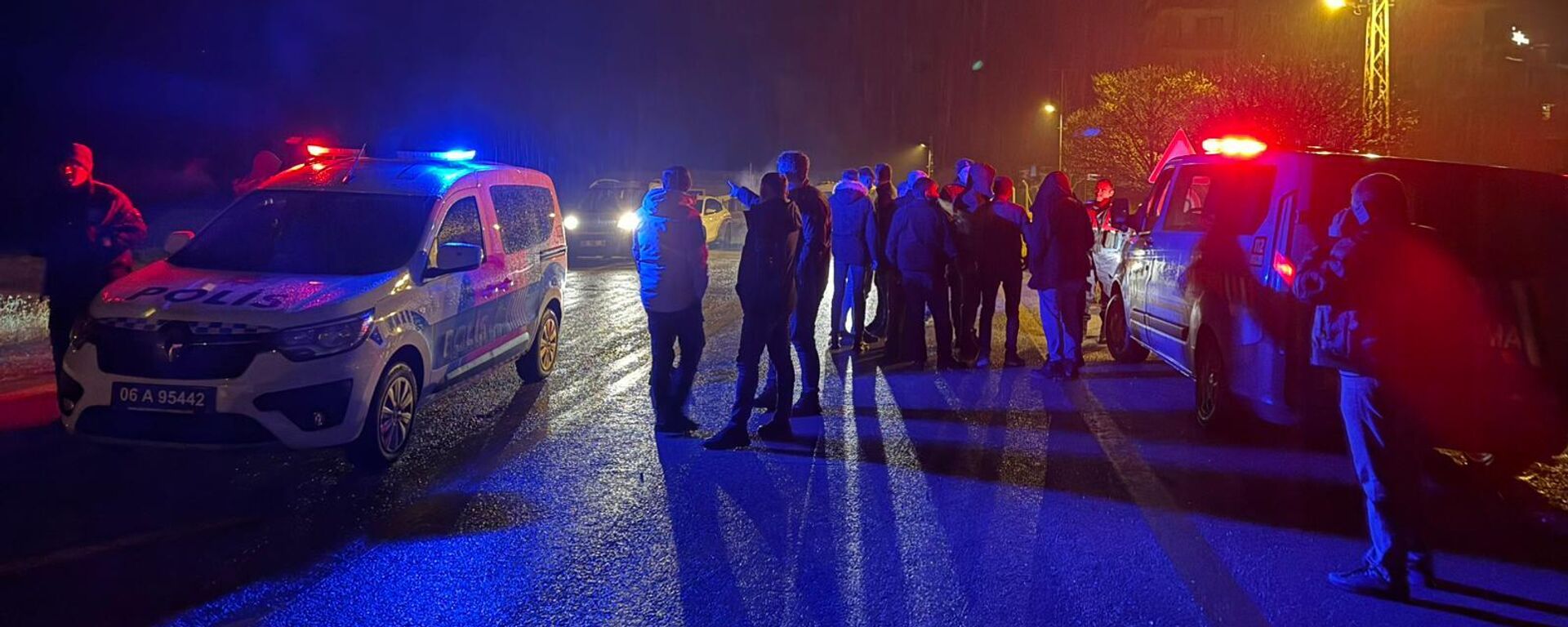 Libya Genelkurmay Başkanı'nı taşıyan uçağın enkazına yönelik arama çalışmaları  - Sputnik Türkiye, 1920, 23.12.2025