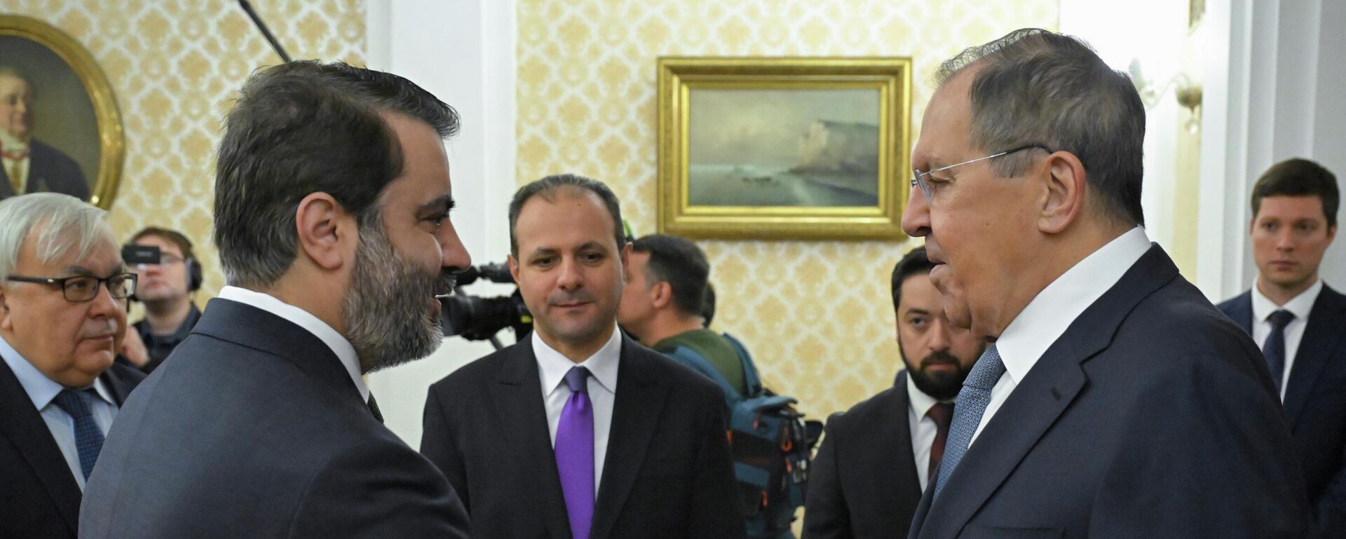Rusya Dışişleri Bakanı Sergey Lavrov ve Suriyeli mevkidaşı Esad Hasan Şeybani  - Sputnik Türkiye, 1920, 24.12.2025