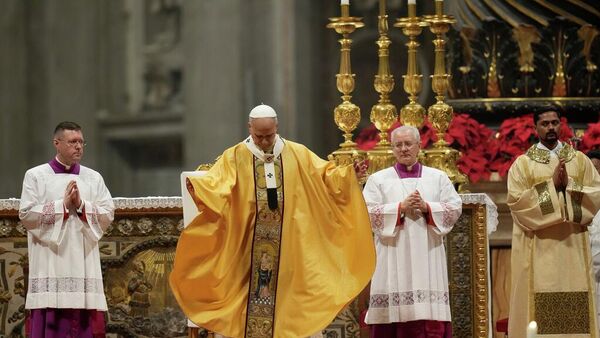 Papa 14. Leo, Vatikan'da ilk kez Noel ayini yönetti - Sputnik Türkiye