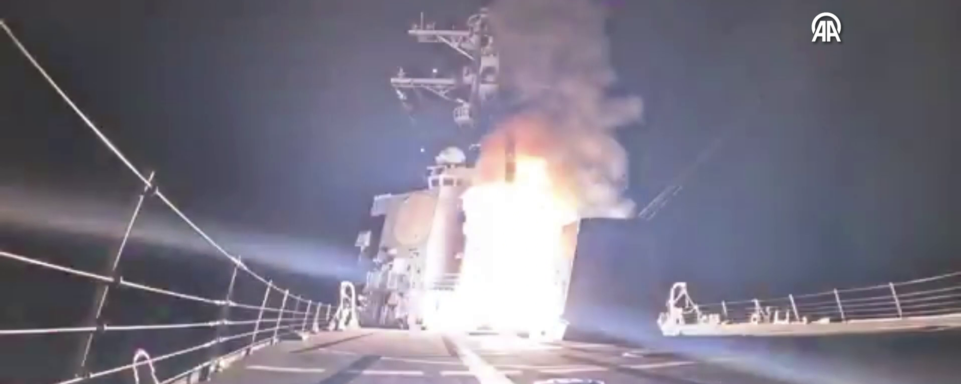 Nijerya Dışişleri: ABD ile güvenlik işbirliği kapsamında terör hedeflerine hava saldırısı düzenledik - Sputnik Türkiye, 1920, 26.12.2025