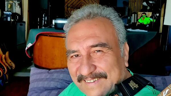 Ümit Besen sosyal medya  - Sputnik Türkiye