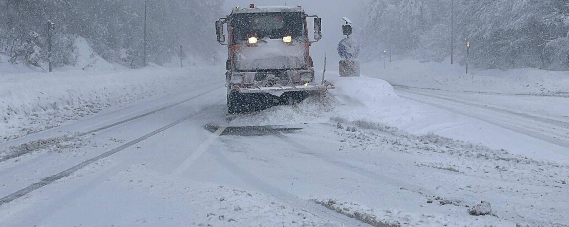 Bolu yoğun kar yağışı - Sputnik Türkiye, 1920, 13.01.2026
