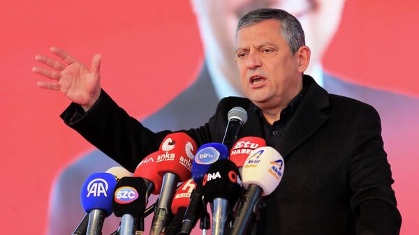 CHP Genel Başkanı Özgür Özel - Sputnik Türkiye
