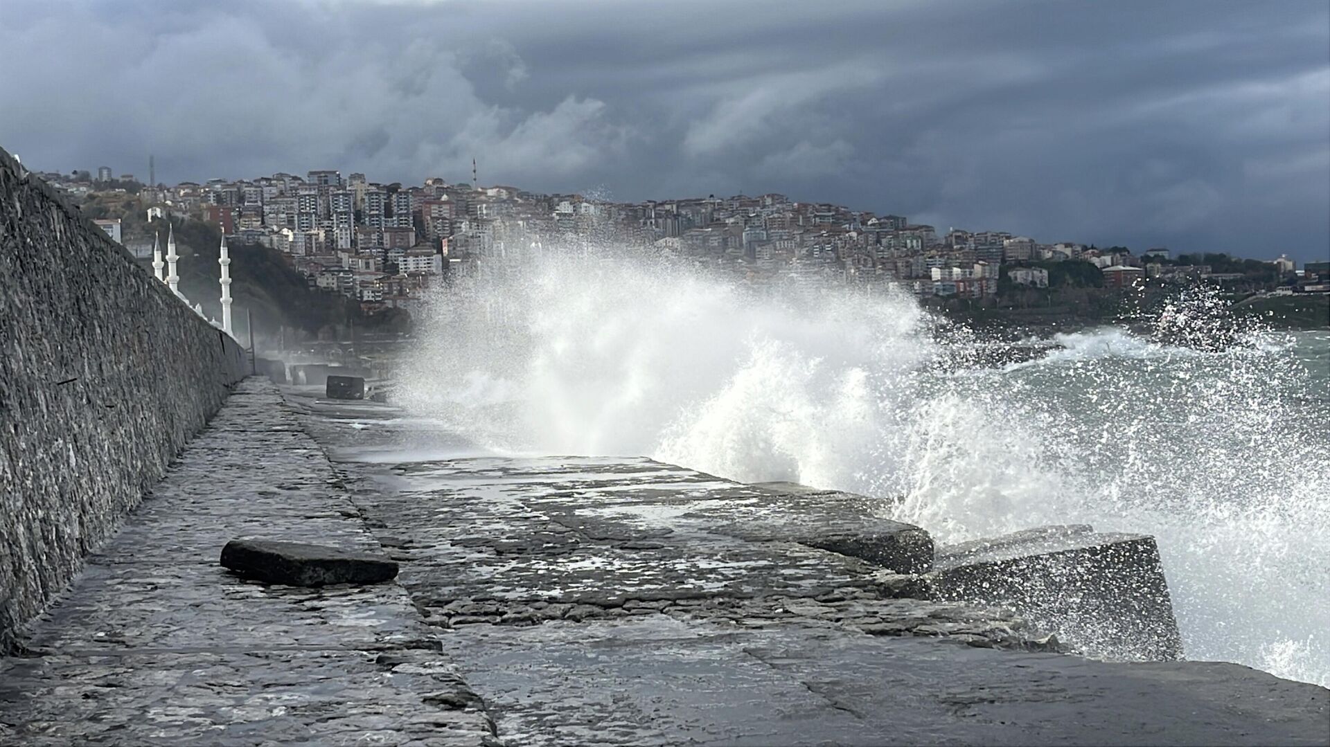 Fırtına Fırtına - Sputnik Türkiye, 1920, 04.01.2026