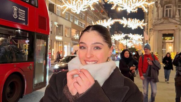 Cemre Baysel sosyal medya  - Sputnik Türkiye