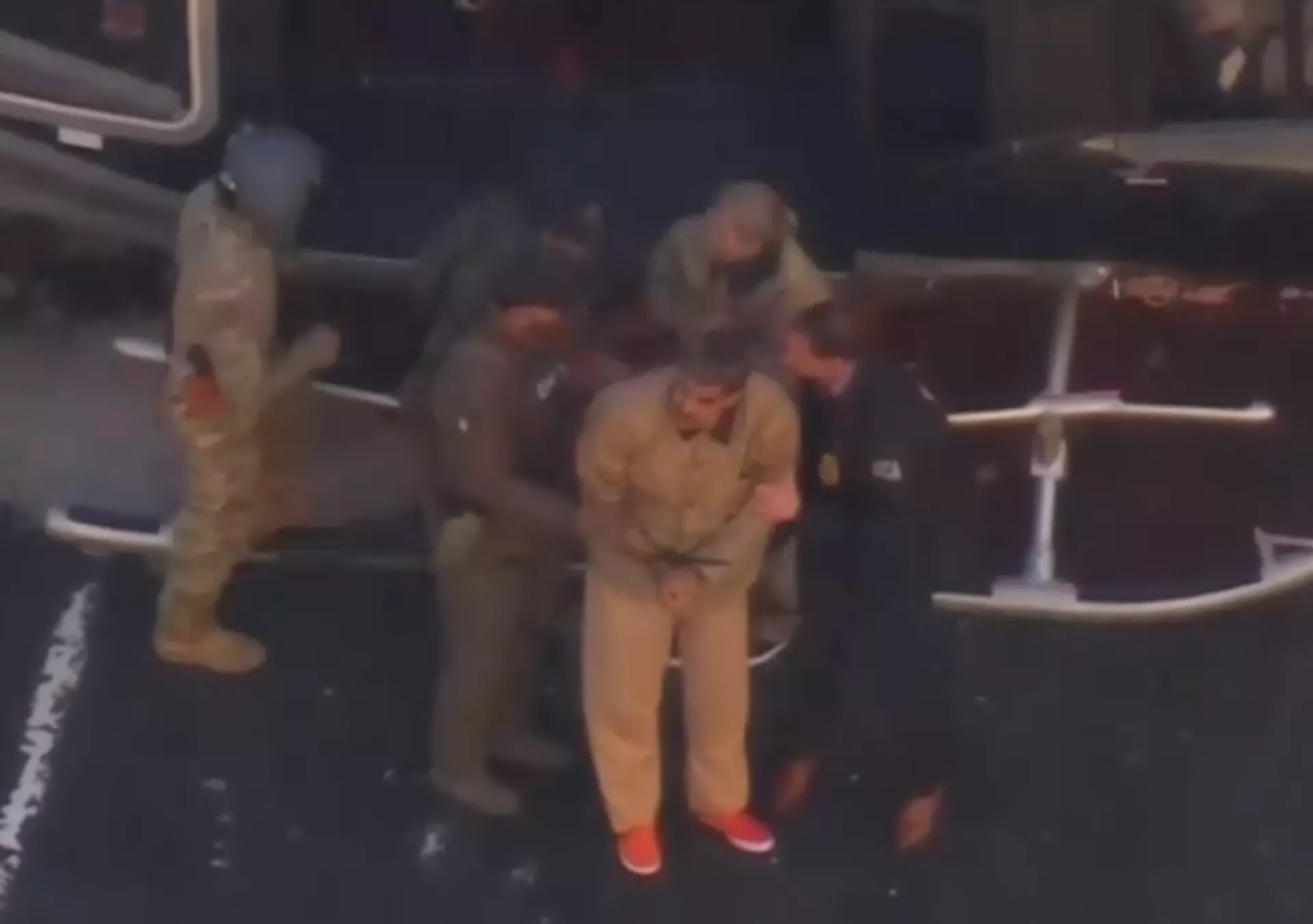 Maduro və həyat yoldaşı Nyu-Yorkda məhkəməyə çıxarılır - Sputnik Türkiyə, 1920, 05.01.2026