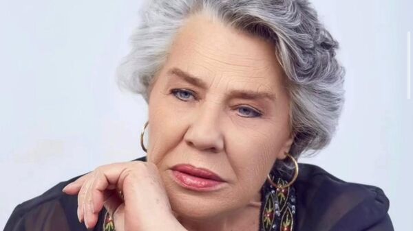 Işıl Yücesoy sosyal medya  - Sputnik Türkiye