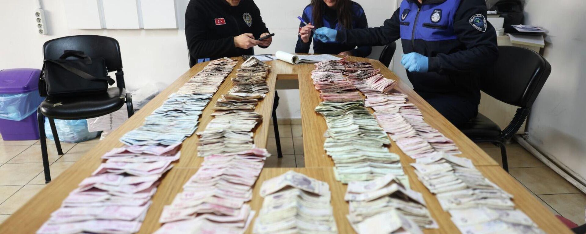 Dilencinin kazancı - Sputnik Türkiye, 1920, 07.01.2026