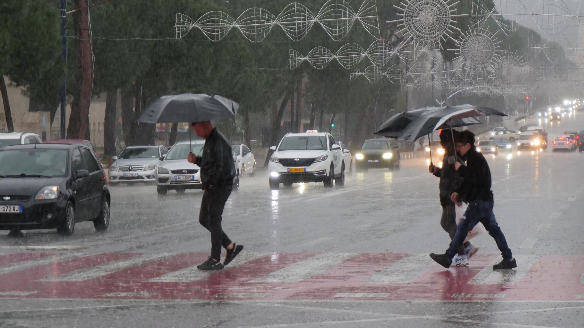 Sağanak yağış Sağanak yağış - Sputnik Türkiye, 1920, 08.01.2026