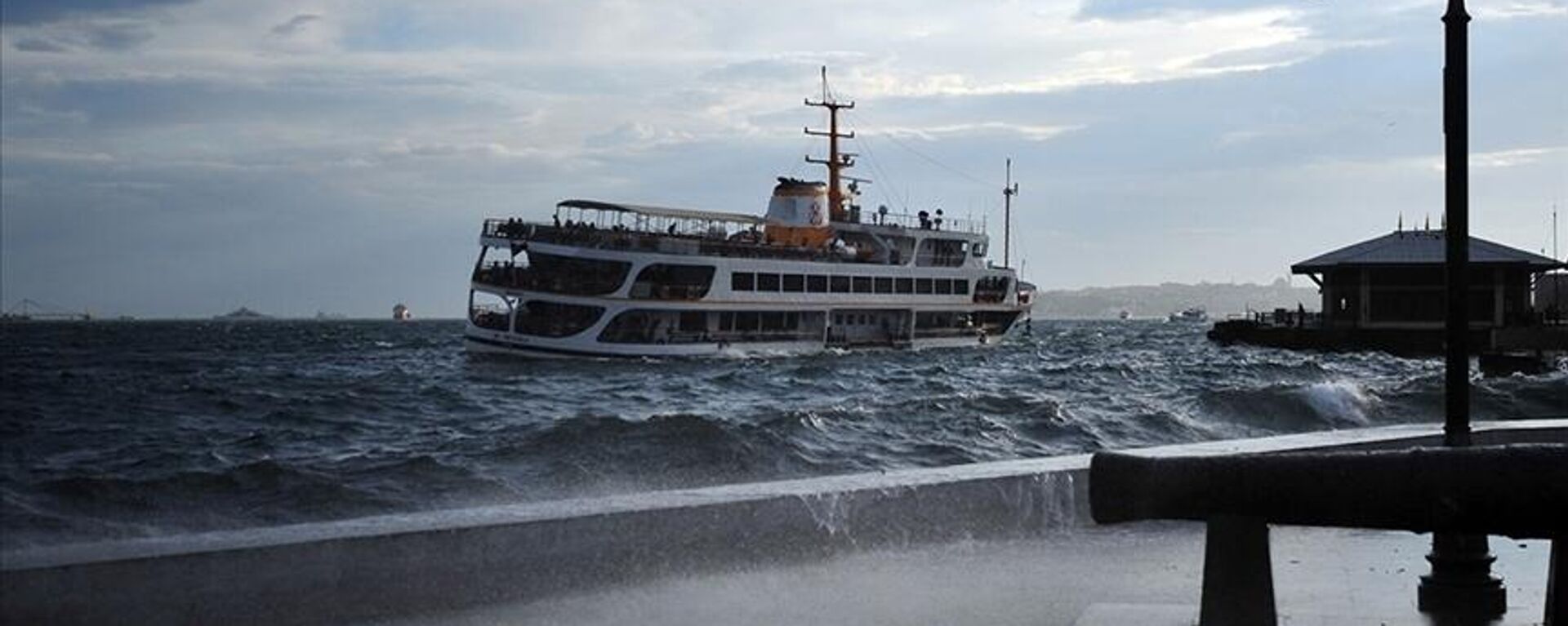İstanbul vapur - Sputnik Türkiye, 1920, 08.01.2026