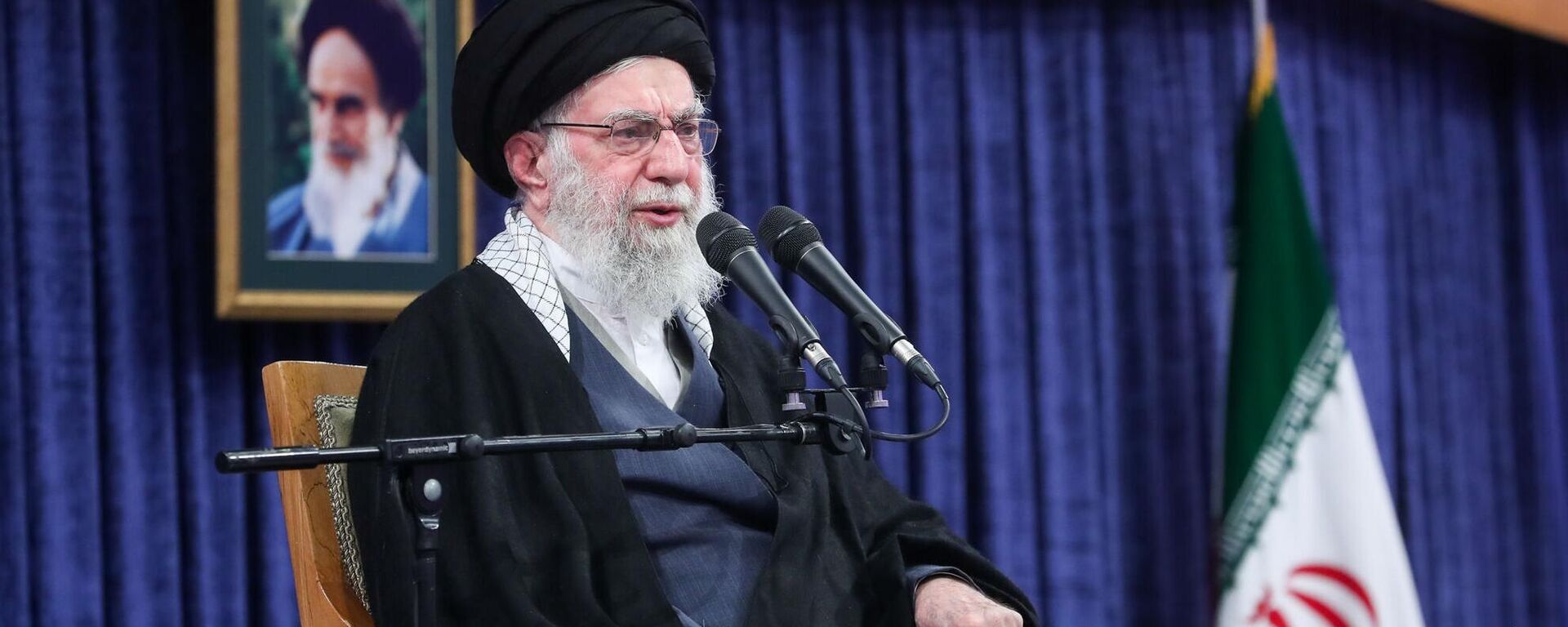 Ayetullah Ali Hamaney - Sputnik Türkiye, 1920, 09.01.2026