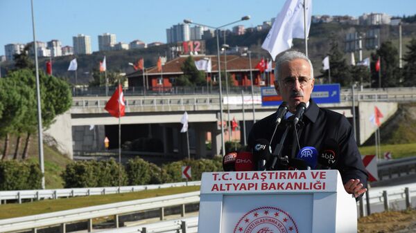 Ulaştırma ve Altyapı Bakanı Abdulkadir Uraloğlu - Sputnik Türkiye