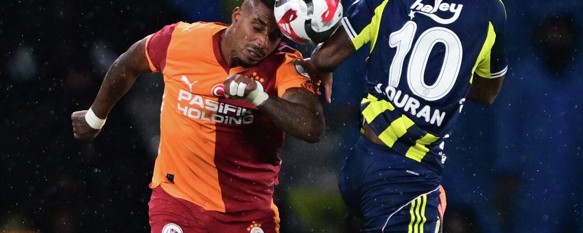 Galatasaray'ı 2-0 yenen Fenerbahçe, Turkcell Süper Kupa'nın sahibi oldu
 - Sputnik Türkiye, 1920, 09.07.2026