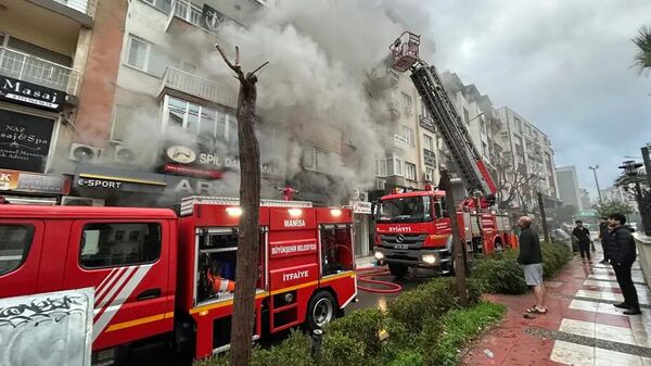 Manisa'da yangın - Sputnik Türkiye