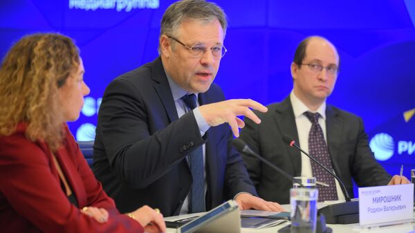 Rusya Dışişleri Bakanlığı’nın Kiev rejiminin suçlarıyla ilgili özel görevli büyükelçisi Rodion Miroşnik - Sputnik Türkiye