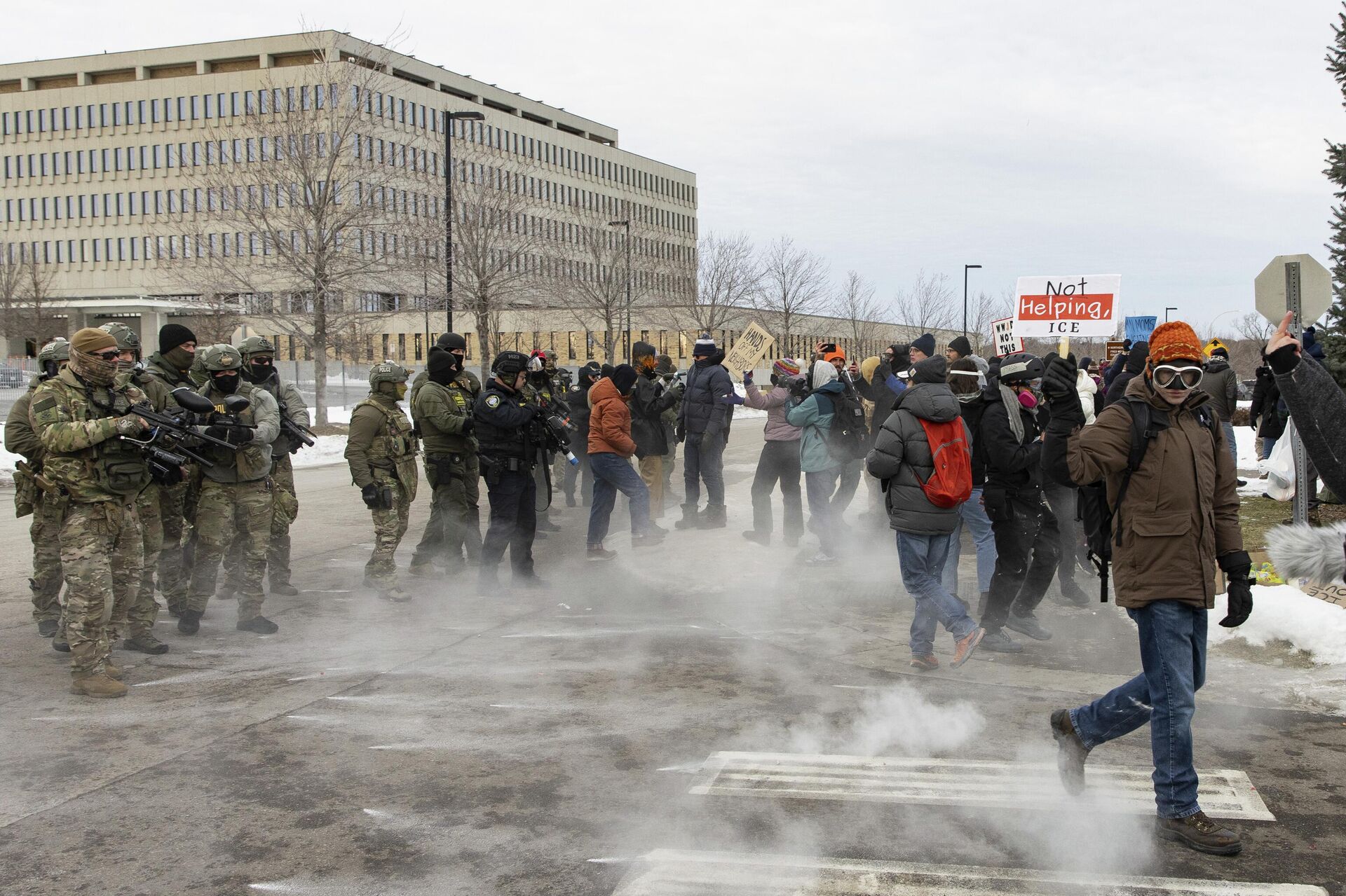 Minneapolis’e yüzlerce sınır muhafızı sevk edildi - Sputnik Türkiye, 1920, 12.01.2026