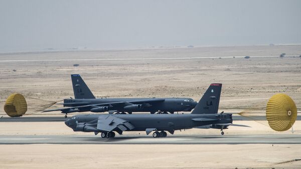 U.S. Air Force B-52 Stratofortress aircraft from Barksdale Air Force Base, Louisiana, arrive at Al Udeid Air Base, Qatar, Saturday, April 9, 2016.  - Sputnik Türkiye