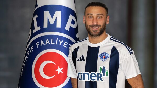 Cenk Tosun - Sputnik Türkiye