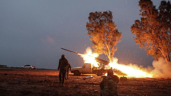 Suriye ordusunun Rakka'nın Tabka ilçesinde kontrolü tamamen sağladığı açıklandı - Sputnik Türkiye