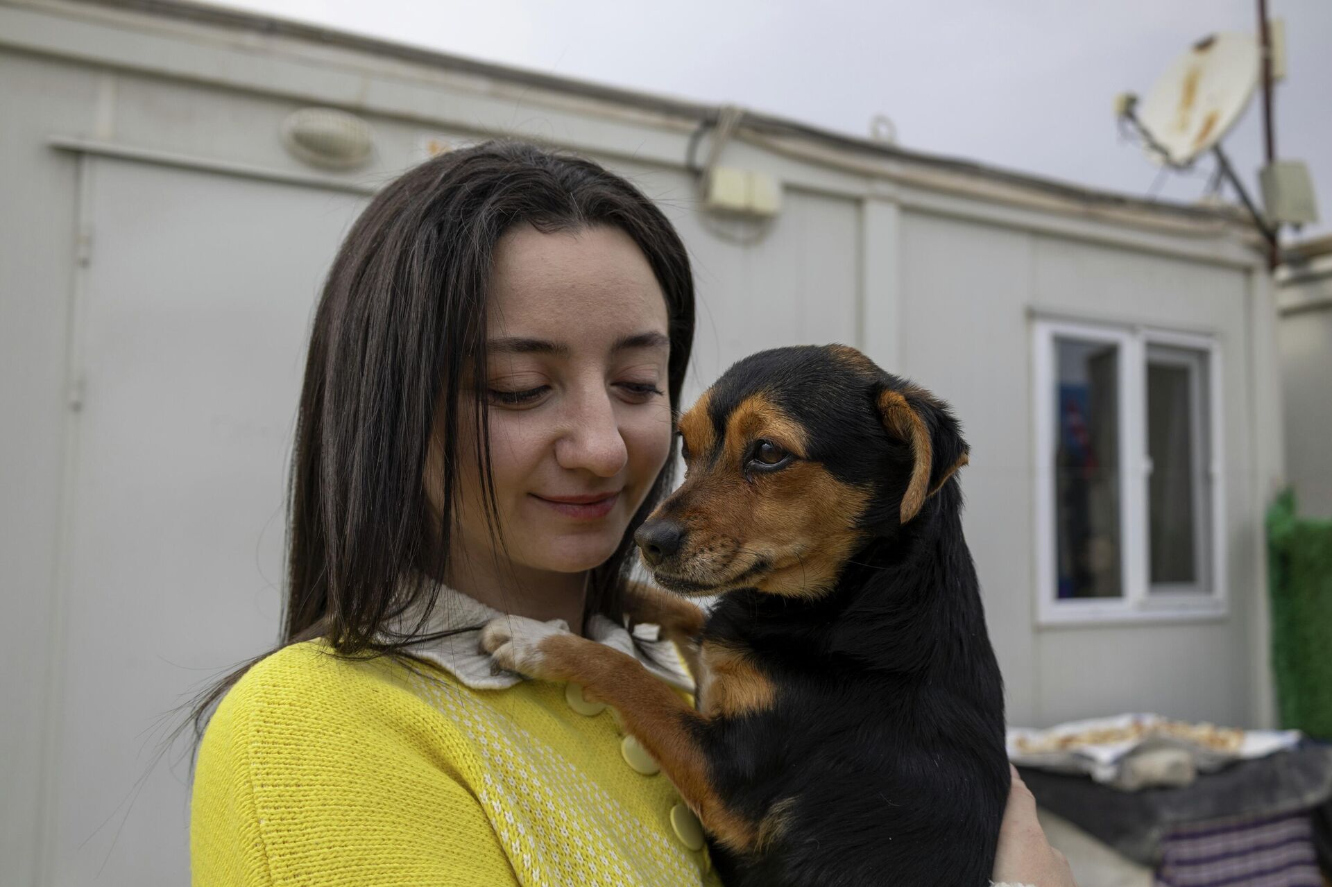 Dünya genç kızı ve dans eden Boncuk'u izliyor - Sputnik Türkiye, 1920, 18.01.2026