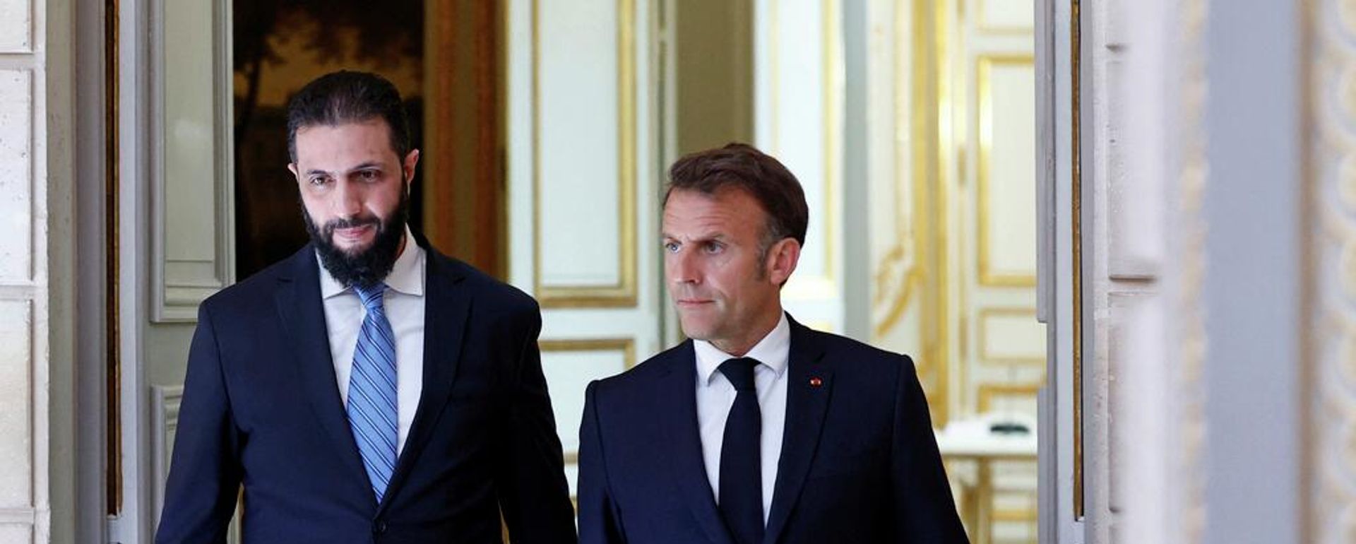 Ahmed Şara ve Emmanuel Macron - Sputnik Türkiye, 1920, 05.07.2026